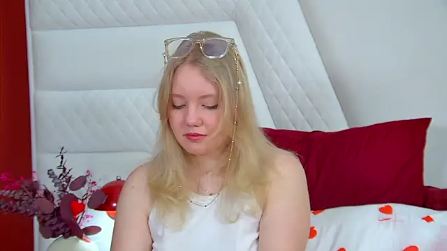 EmilyEvanse online show from 03-13-26, 06:20