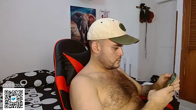 Snapshot of holegape chatting on 03-05-26, 03:41 holegape online show from 03-05-26, 03:41