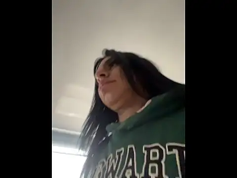 SaraAndrade  online show from 12-16-25, 11:37