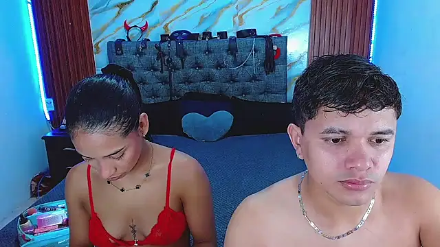 Snapshot of Meryandcris chatting on 02-17-26, 04:20 Meryandcris online show from 02-17-26, 04:20