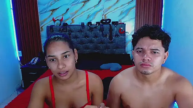 Snapshot of Meryandcris chatting on 04-01-26, 06:03 Meryandcris online show from 04-01-26, 06:03