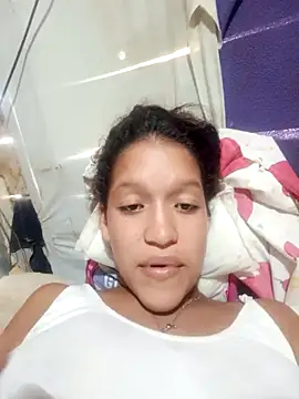 Snapshot of rachelbunny_and_kevin chatting on 12-02-25, 05:08 rachelbunny and kevin online show from 12-02-25, 05:08