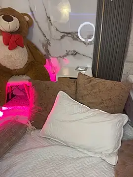 Snapshot of Kattie_sweet1 chatting on 03-20-26, 01:05 Kattie sweet1 online show from 03-20-26, 01:05