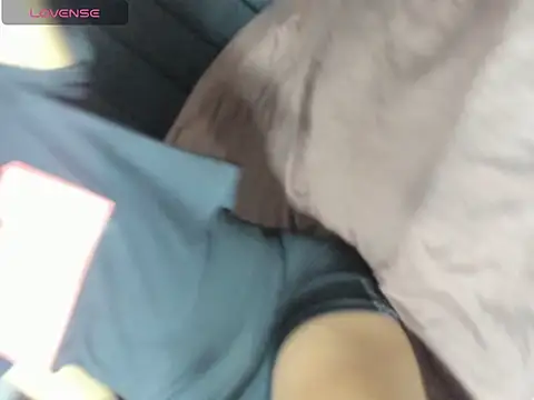 Sweet couple79 online show from 12-18-25, 07:20