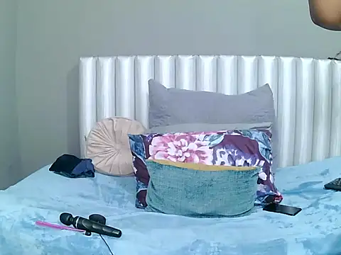 SavageHoney online show from 11-29-25, 01:25