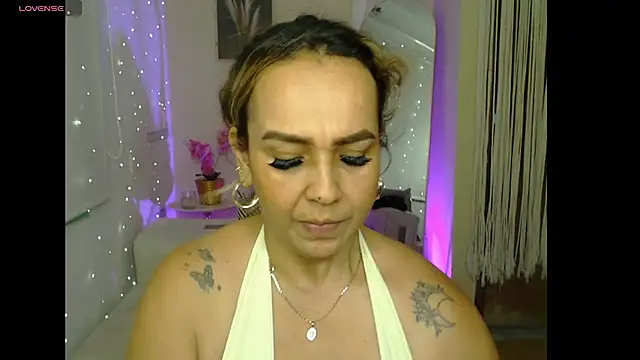 Aunty milf online show from 06-23-26, 09:02