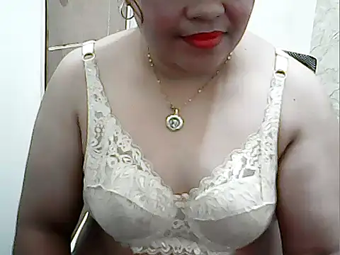 Snapshot of cutechubby chatting on 02-19-26, 11:34 cutechubby online show from 02-19-26, 11:34