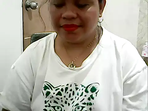 Snapshot of cutechubby chatting on 02-28-26, 07:48 cutechubby online show from 02-28-26, 07:48