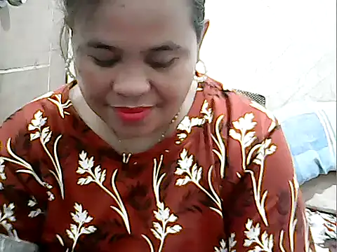 Snapshot of cutechubby chatting on 03-08-26, 10:24 cutechubby online show from 03-08-26, 10:24