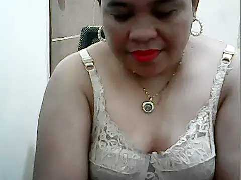 Snapshot of cutechubby chatting on 03-11-26, 10:49 cutechubby online show from 03-11-26, 10:49