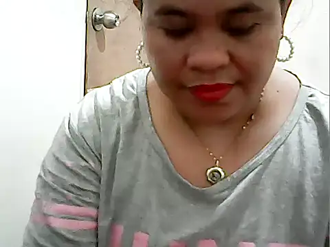 Snapshot of cutechubby chatting on 03-15-26, 10:27 cutechubby online show from 03-15-26, 10:27
