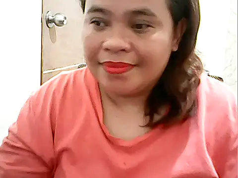 Snapshot of cutechubby chatting on 03-22-26, 06:28 cutechubby online show from 03-22-26, 06:28