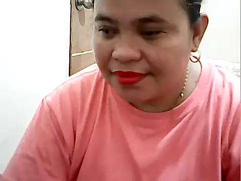 Snapshot of cutechubby chatting on 03-28-26, 12:43 cutechubby online show from 03-28-26, 12:43