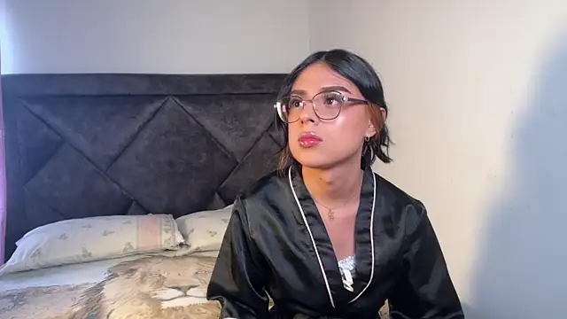 Snapshot of Nathalie_spencer2 chatting on 01-11-26, 03:28 Nathalie spencer2 online show from 01-11-26, 03:28