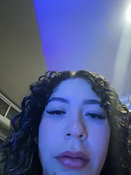 Snapshot of VictoriaaRose chatting on 02-12-26, 01:22 VictoriaaRose online show from 02-12-26, 01:22