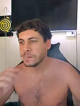 gonzalito222 online show from 02-02-26, 04:17