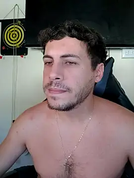 gonzalito222 online show from 02-06-26, 05:27