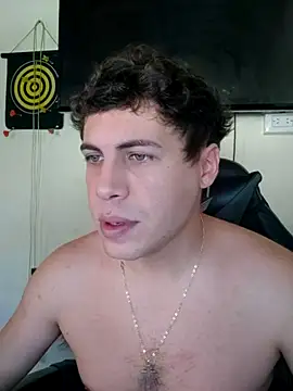 gonzalito222 online show from 02-08-26, 04:54