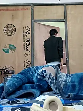 handsome boy07 online show from 12-04-25, 04:22