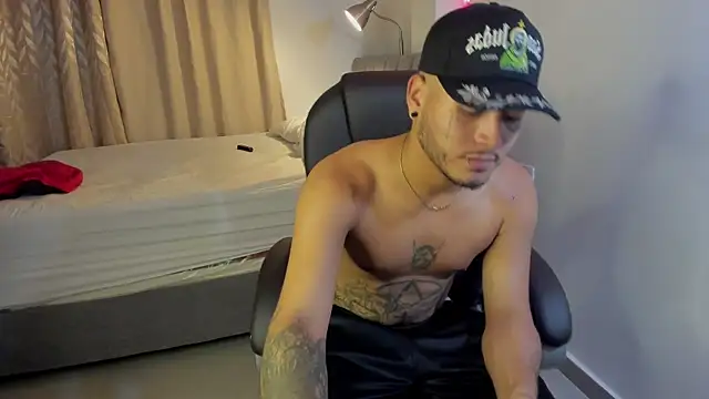 master evil07 online show from 12-18-25, 04:51