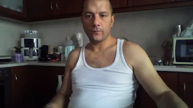 Snapshot of Billakos chatting on 05-20-26, 07:14 Billakos online show from 05-20-26, 07:14