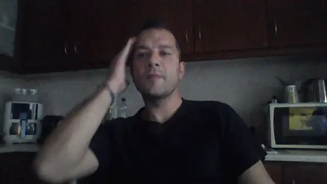 Snapshot of Billakos chatting on 05-24-26, 03:50 Billakos online show from 05-24-26, 03:50