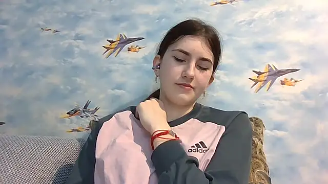 StarYeadon online show from 02-09-26, 06:17