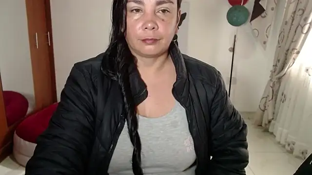 vivian-milf online show from 01-08-26, 01:02