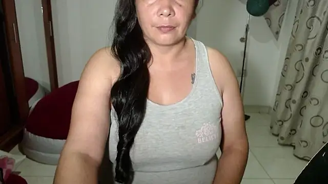 vivian-milf online show from 02-20-26, 11:38