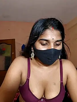 Snapshot of adite20 chatting on 04-19-26, 05:45 adite20 online show from 04-19-26, 05:45