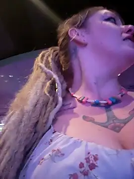 Horny hippie online show from 11-20-25, 07:08