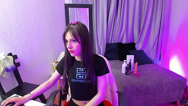 TiinaJonus  online show from 06-30-26, 04:02