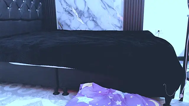 NoaLeon21 online show from 02-28-26, 06:53