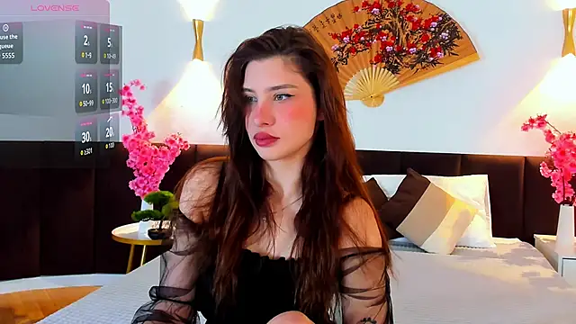 Danielle Eddwards online show from 03-18-26, 05:43