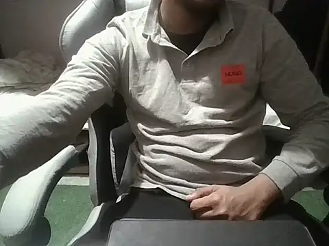 Snapshot of abrarshona chatting on 01-12-26, 06:02 abrarshona online show from 01-12-26, 06:02