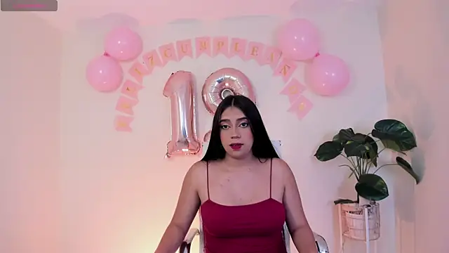 luna cute   online show from 02-20-26, 08:20