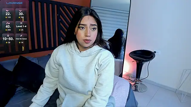 luna cute   online show from 06-24-26, 09:14