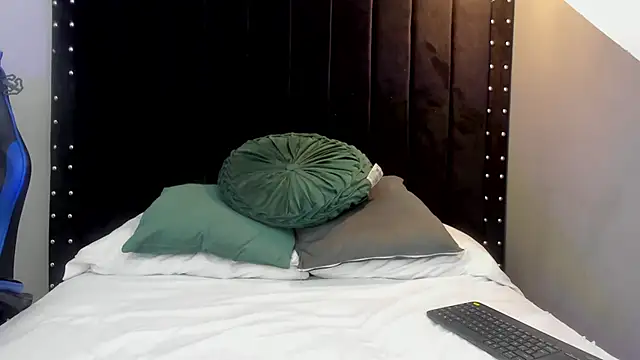 Bryan robayo5 online show from 01-10-26, 11:23