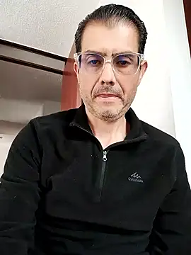 Fuegosutil online show from 01-13-26, 08:14