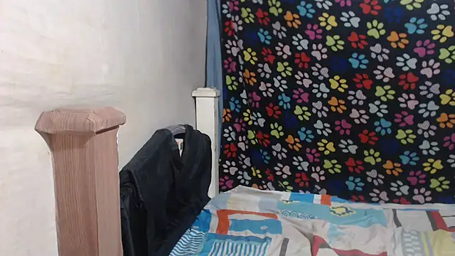 Snapshot of ELIZABET2- chatting on 03-21-26, 10:02 ELIZABET2- online show from 03-21-26, 10:02