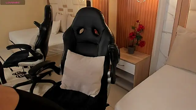 samantha quinnn online show from 01-10-26, 04:25