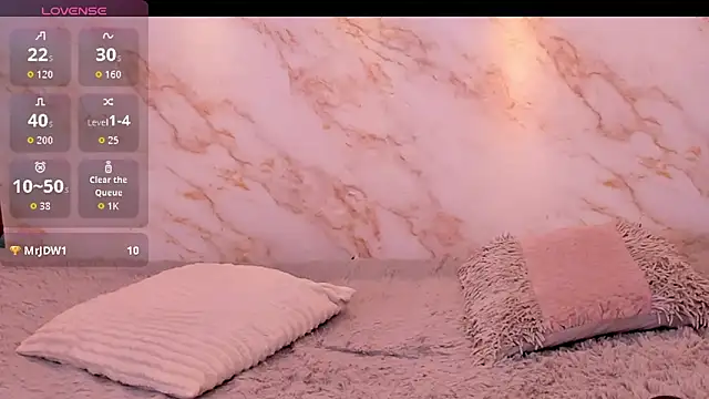 Snapshot of Dakota_ferreti_ chatting on 02-27-26, 12:27 Dakota ferreti online show from 02-27-26, 12:27