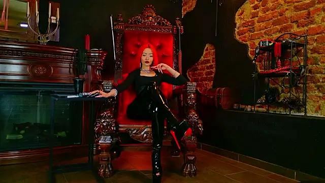 Snapshot of MoniqueResse chatting on 03-18-26, 02:09 MoniqueResse online show from 03-18-26, 02:09