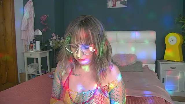 Cougar Milff online show from 04-30-26, 02:01
