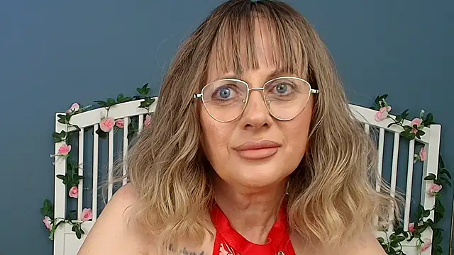 Cougar Milff online show from 06-04-26, 08:15