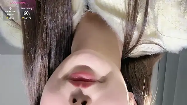 Snapshot of wanou33669 chatting on 11-27-25, 06:04 wanou33669 online show from 11-27-25, 06:04