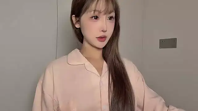 Snapshot of wanou33669 chatting on 12-22-25, 05:32 wanou33669 online show from 12-22-25, 05:32