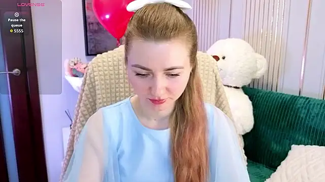 SofiAngela online show from 02-15-26, 01:02