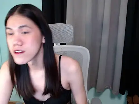 Snapshot of Irish_Young chatting on 11-28-25, 12:30 Irish Young online show from 11-28-25, 12:30