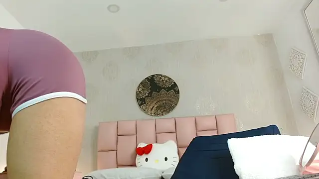 IsabelleDaza online show from 05-11-26, 12:11